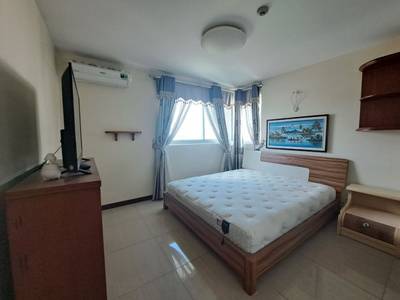 $650 Condo