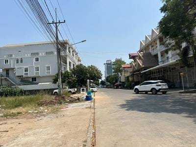 340 sqm Land Size Lot For Rent