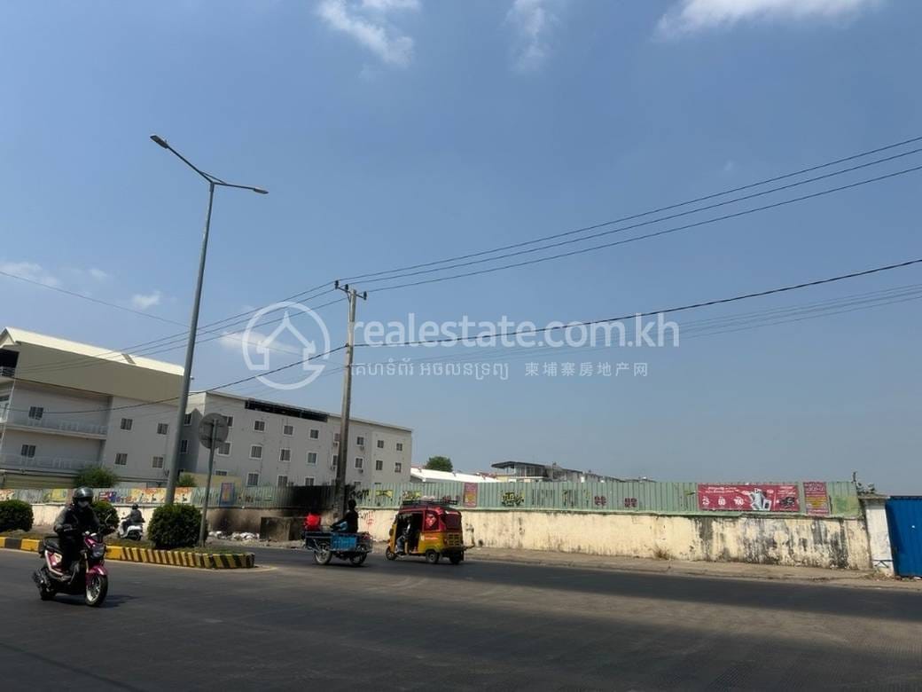 Działka For Sale & Rent w Sen Sok $43,000,000