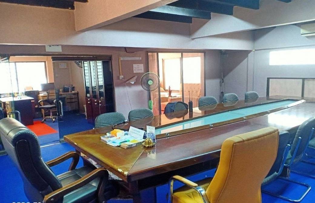 $2,000 Villa