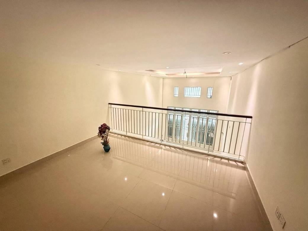 House and lot Na prodej in Tuek Thla, Sen Sok, Phnom Penh