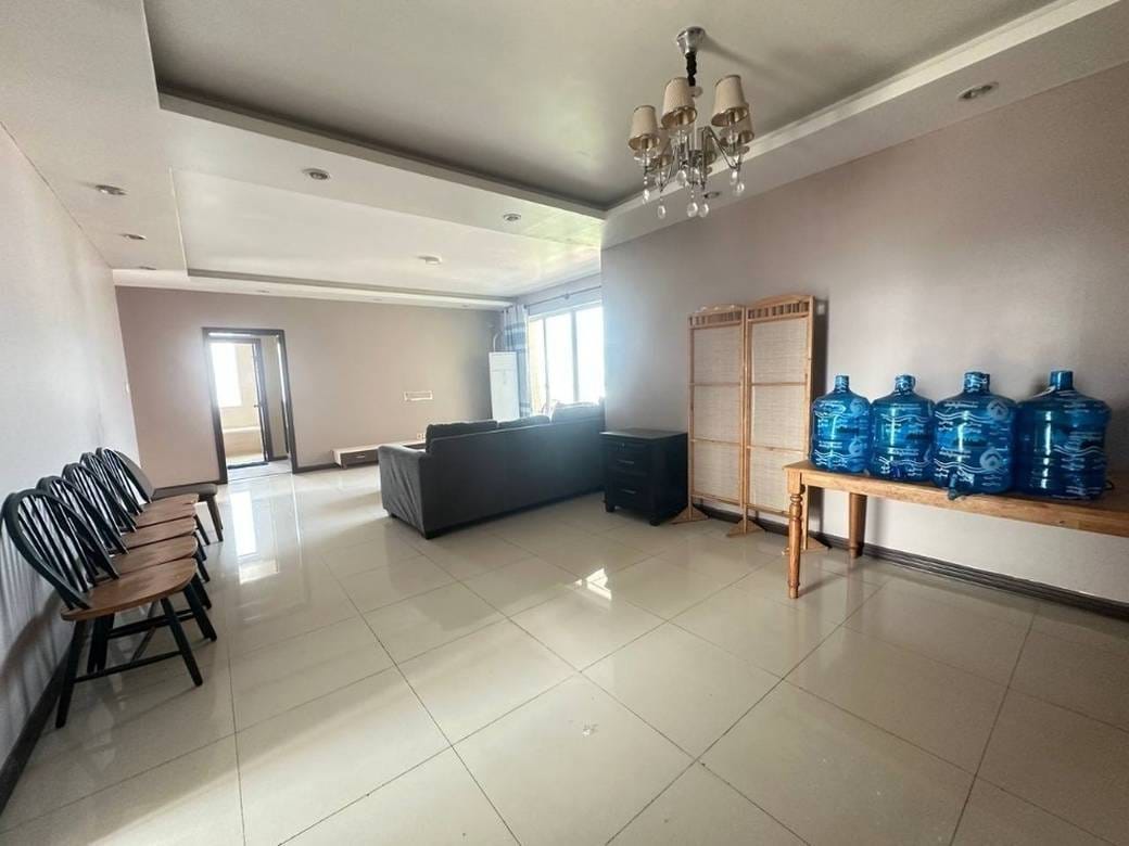 ខុនដូ គ្រឿងសង្ហារិម For Sale & Rent