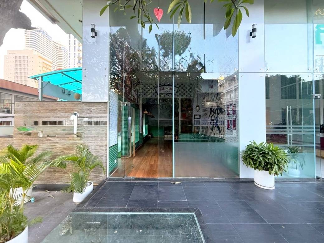 CommercialShophouse K pronájmu in Boeng Keng Kang $3,500