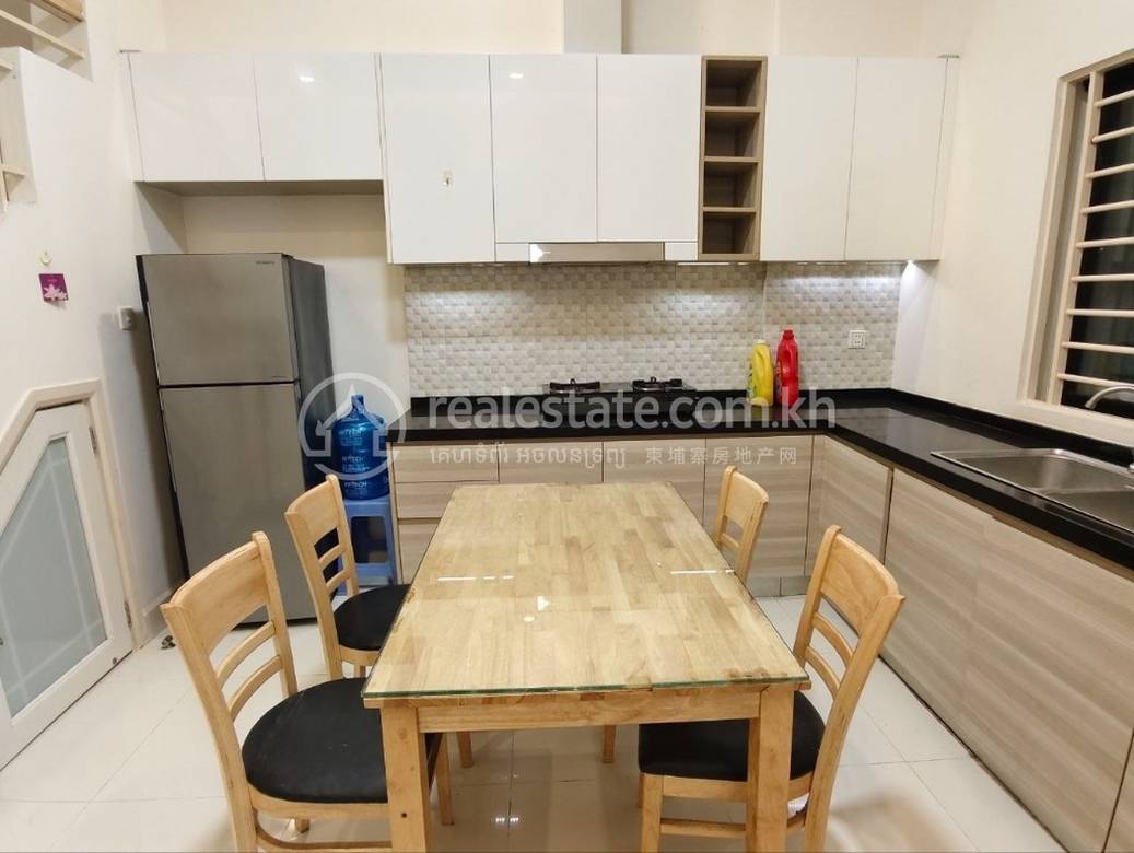 Borey Peng Huoth: The Star Platinum Polaris​ II | 5-239 sqm Living Size Shophouse K pronájmu in Chbar Ampov