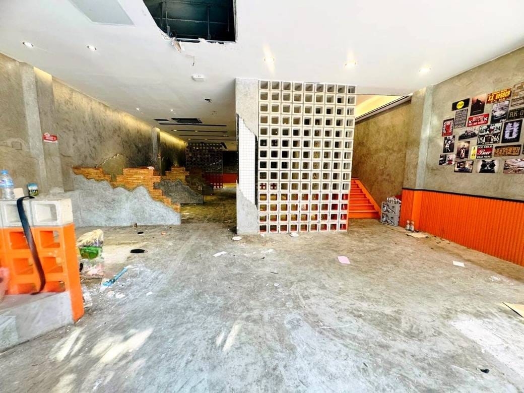 Shophouse For Rent in BKK 1, Boeng Keng Kang, Phnom Penh