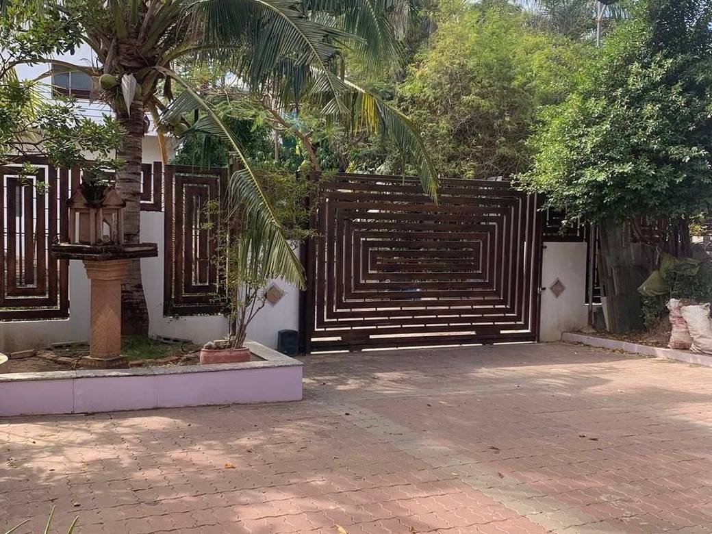 $3,000 Villa