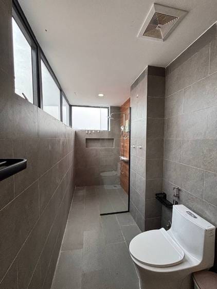 1 Bedrooms Apartmán se službami K pronájmu for $800