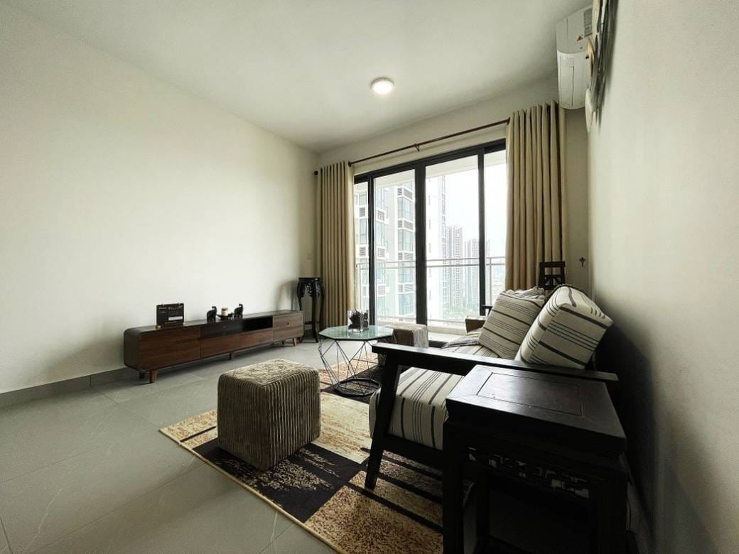 Urban Village Phase 2 | $1,100 콘도