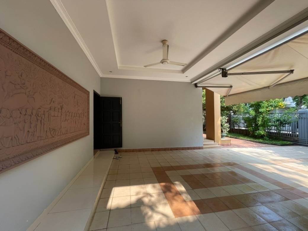 450 sqm Land Size Vila K pronájmu
