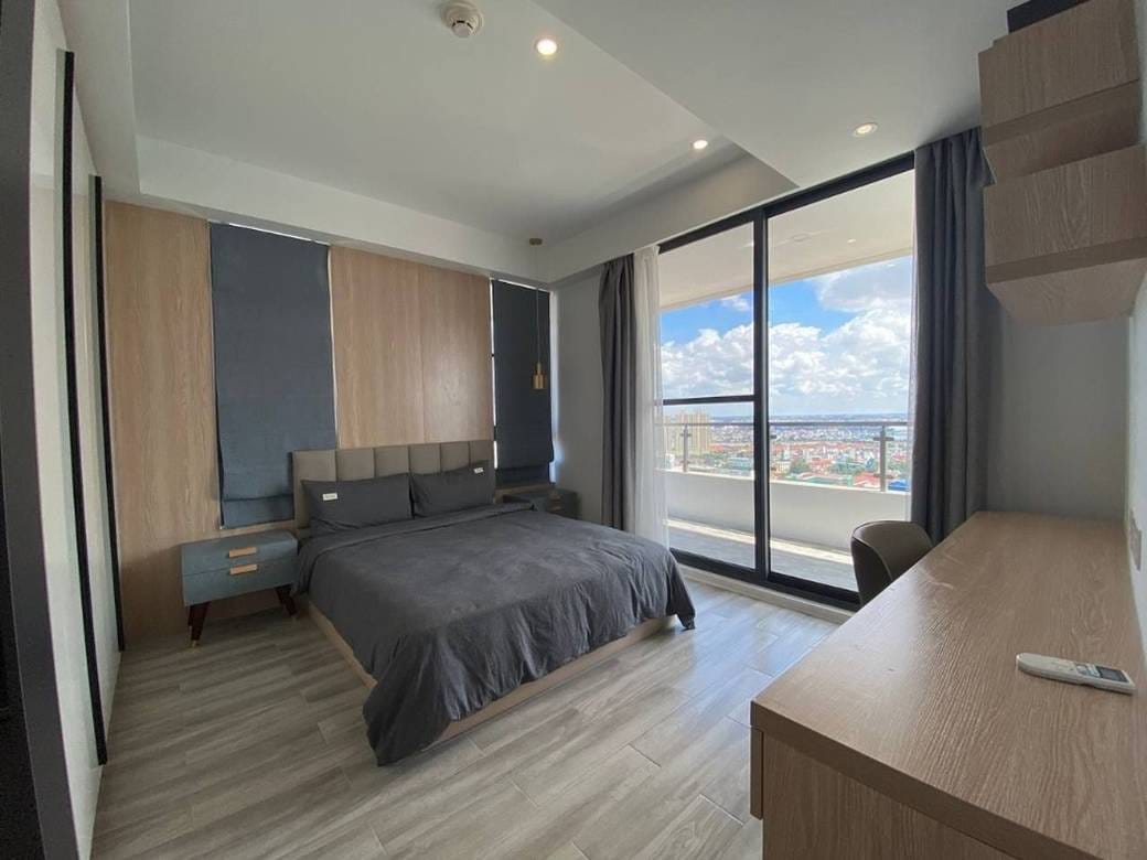 $2,124,061 Condo