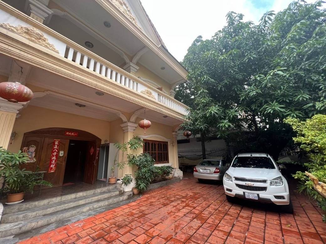 Villa For Sale & Rent in BKK 3, Boeng Keng Kang, Phnom Penh