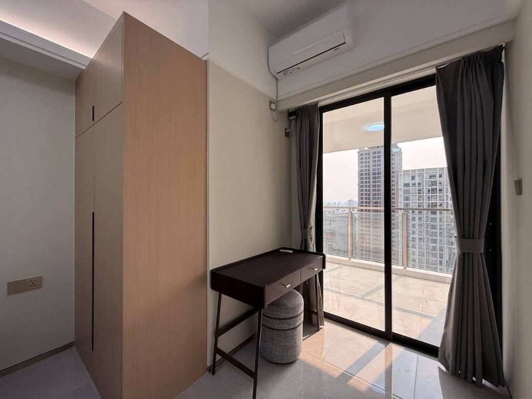 Le Condé BKK1 | 28-879 sqm Living Size Studio K pronájmu in Boeng Keng Kang