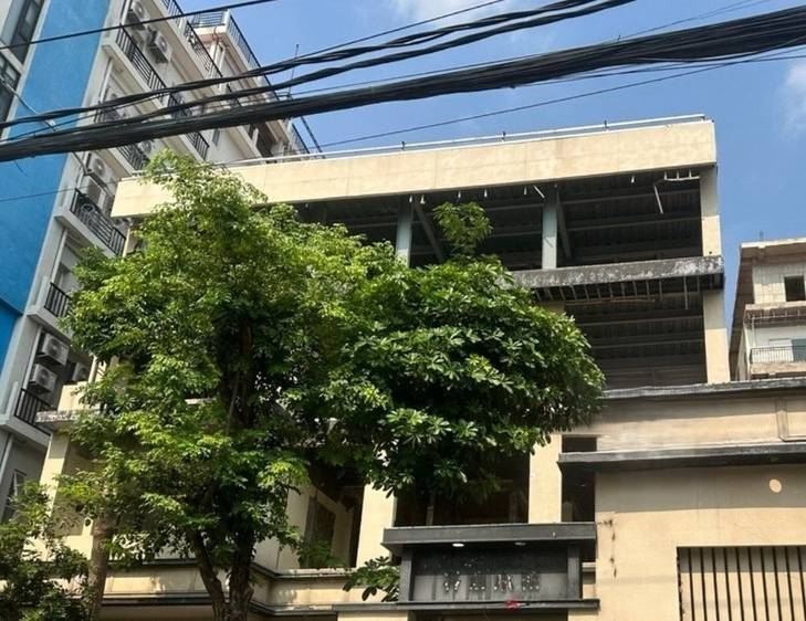 600 sqm Land Size Building For Rent