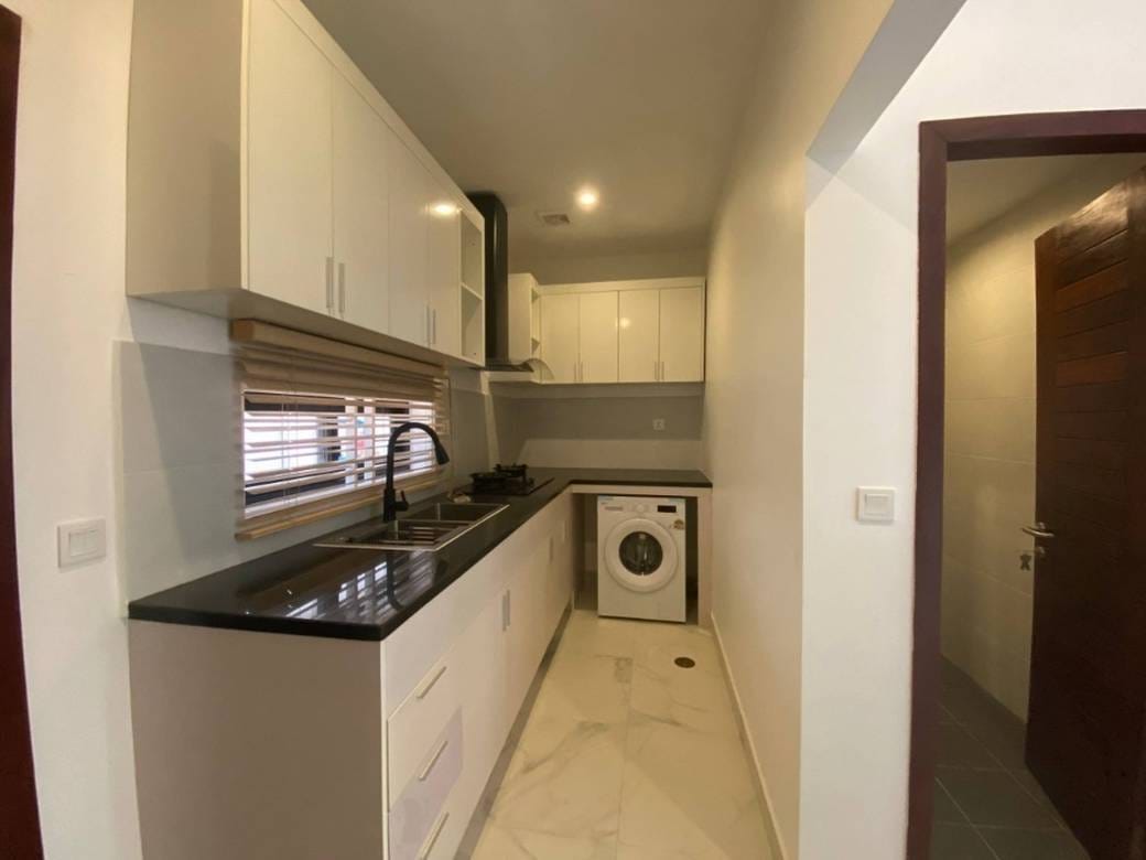 Sala Kamraeuk Sala Kamraeuk에 있는 단층집 For Sale & Rent