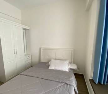 Zařízeno Condo For Sale & Rent