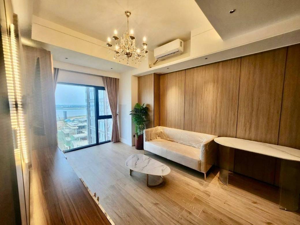 Vue Aston | Zařízeno Condo For Sale & Rent