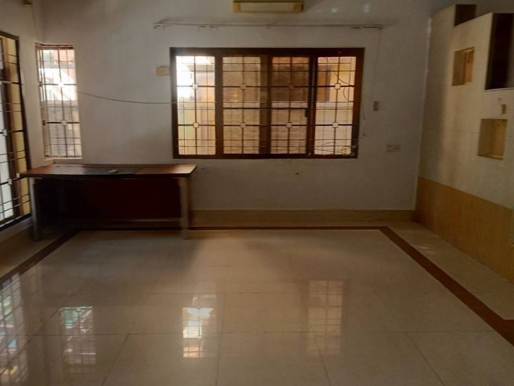 Maison en rangée À louer à Chroy Changvar $800