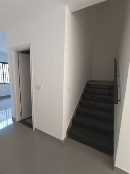 Shophouse For Sale & Rent in Chak Angrae Leu, Meanchey, Phnom Penh