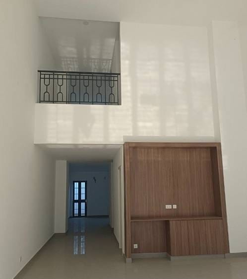 Shophouse K pronájmu with 1 Parking Space