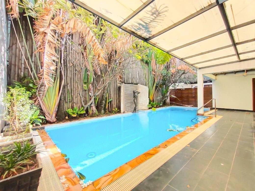500 sqm Land Size Vila K pronájmu