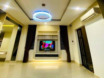Borey Peng Huoth: The Star Platinum Eco Delta | 已装修双子别墅出租