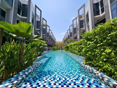 $279,000 Vila