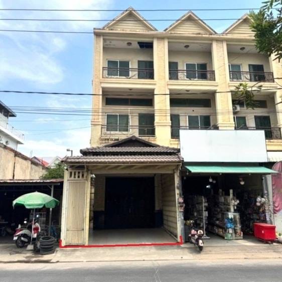 Kouk Khleang, Sen Sok, Phnom Penh的联排住宅出售