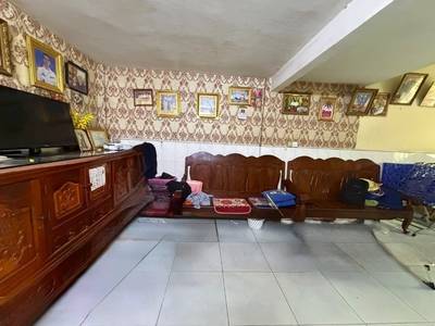 $180,000 Dům