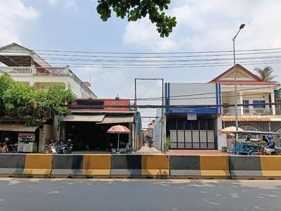 Meanchey160平方米使用面积House and lot出售
