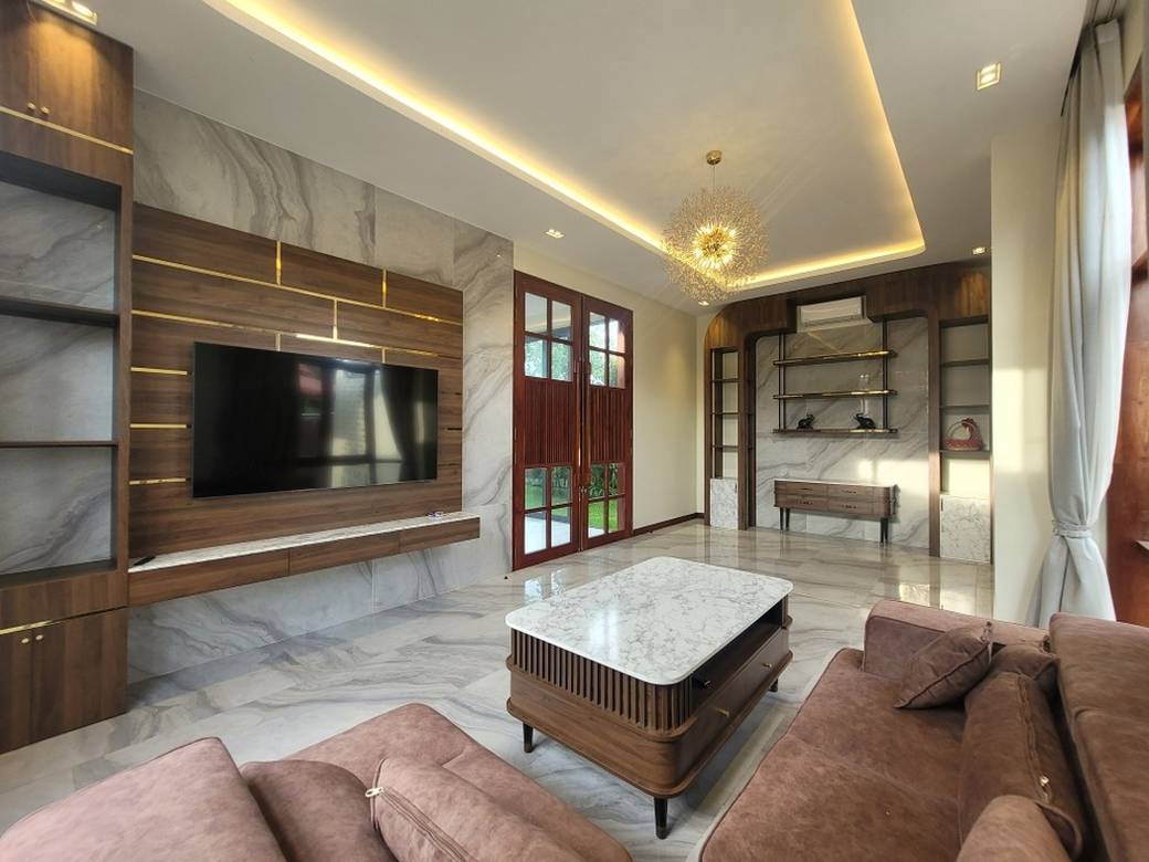 370 sqm Land Size Vila For Sale & Rent