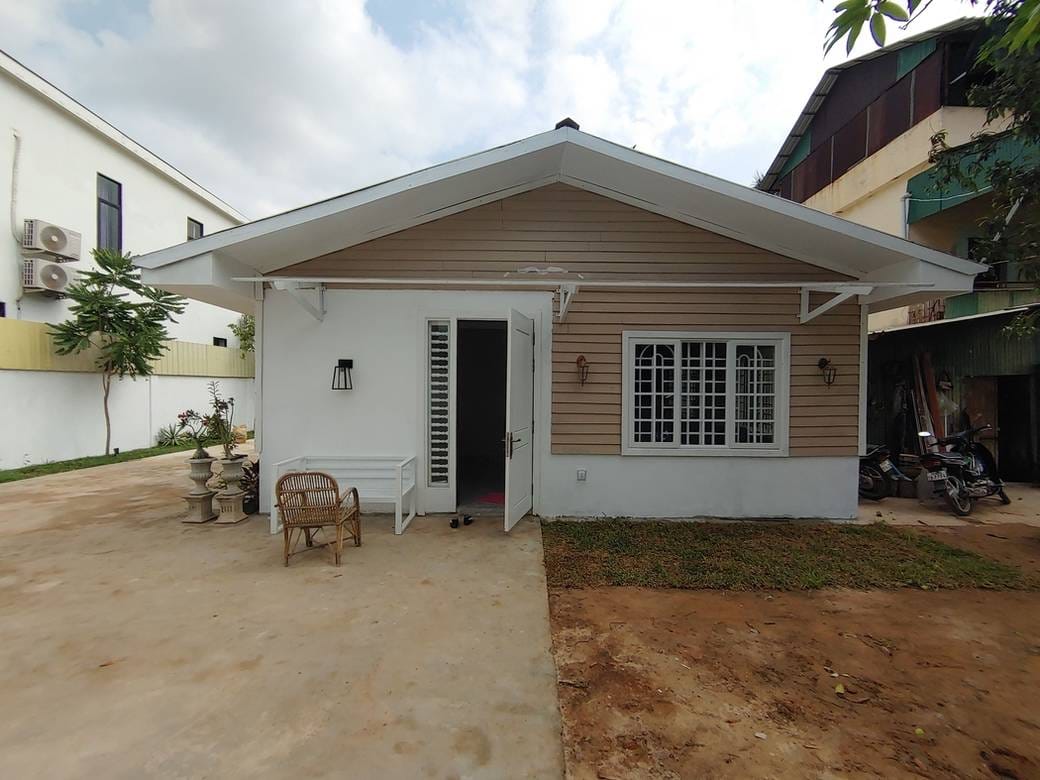 $400 House