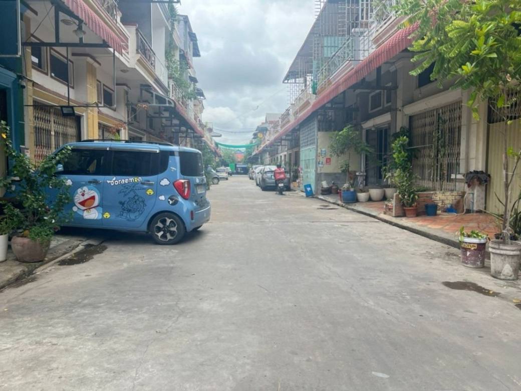 Link House For Sale in Dangkao, Dangkao, Phnom Penh