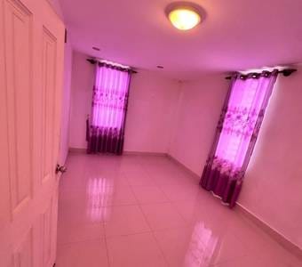 Willa Na wynajem o powierzchni działki 73 m²