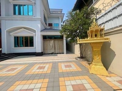 Villa For Rent in Boeung Kak 1, Toul Kork, Phnom Penh
