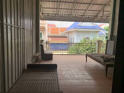 147 sqm Living Size Flat House Na prodej in Russey Keo