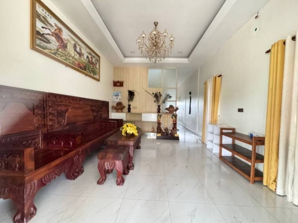 Maison mitoyenne À vendre de 112 m² de terrain