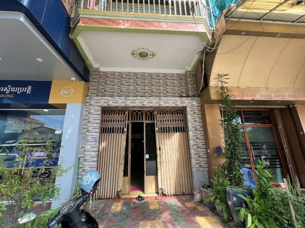 CommercialShophouse ราคา $350,000