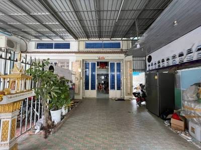 $145,000 のフラットハウス