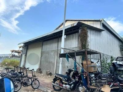 대지면적 500㎡ 창고 For Sale & Rent
