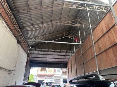 96 sqm Land Size Warehouse For Rent