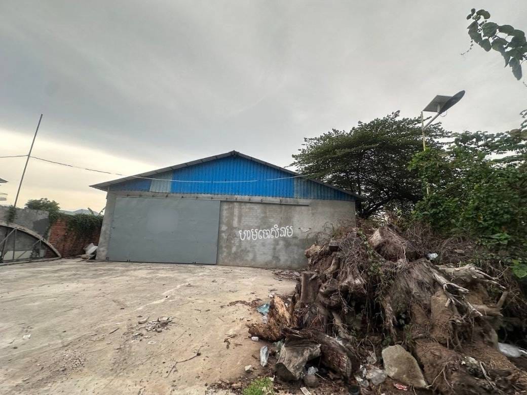 Relief À vendre de 2,800 m² de terrain