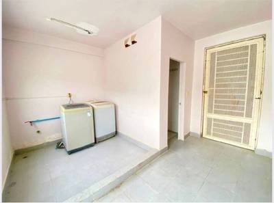 160 sqm Land Size Villa For Rent