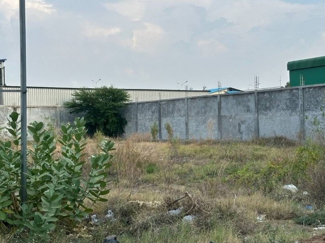 1,460 sqm Land Size Lot For Rent