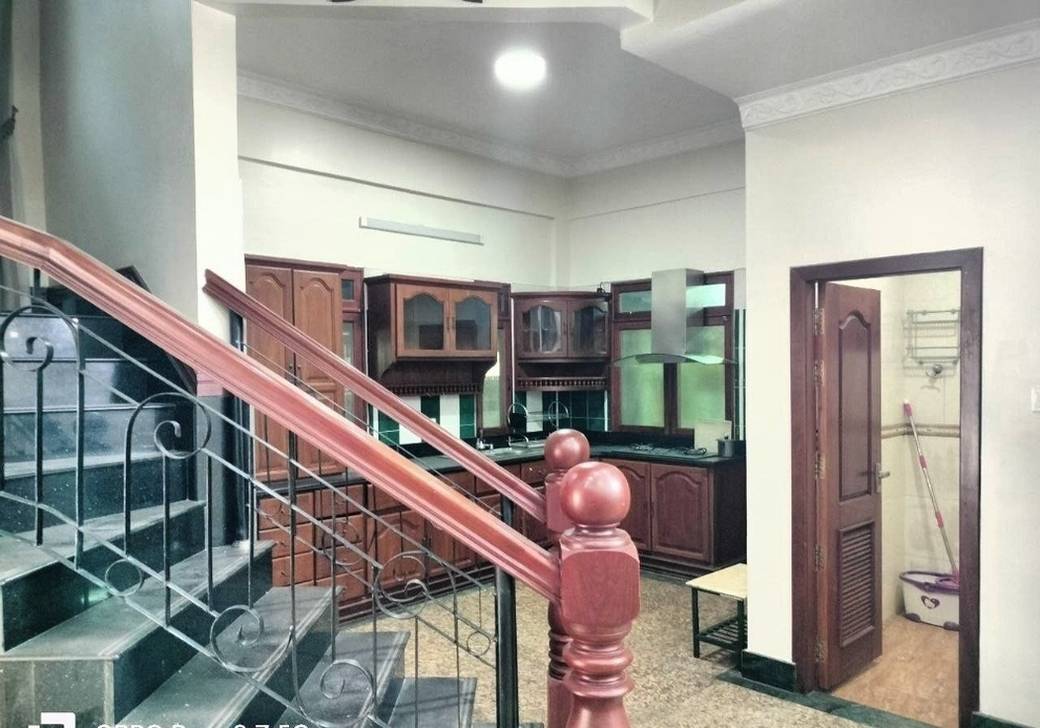 $1,200 Villa