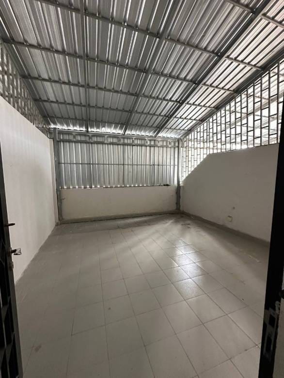 ផ្ទះល្វែង For Sale & Rent នៅ គោកឃ្លាំង, សែនសុខ, ភ្នំពេញ