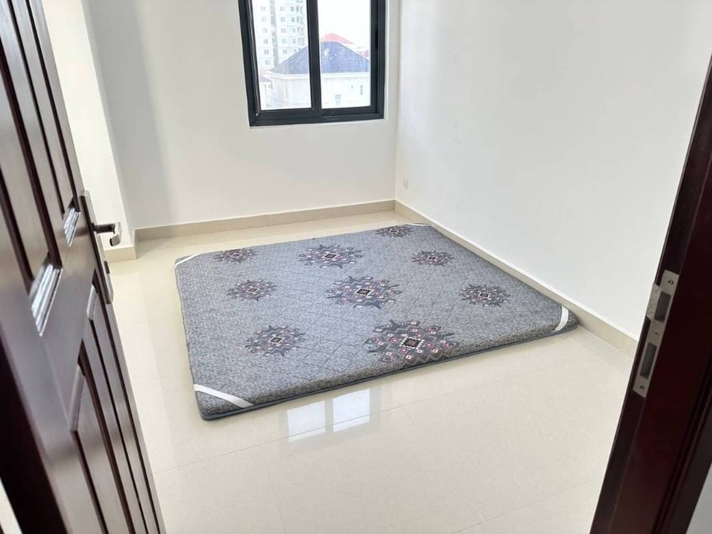 $60,000 Condo