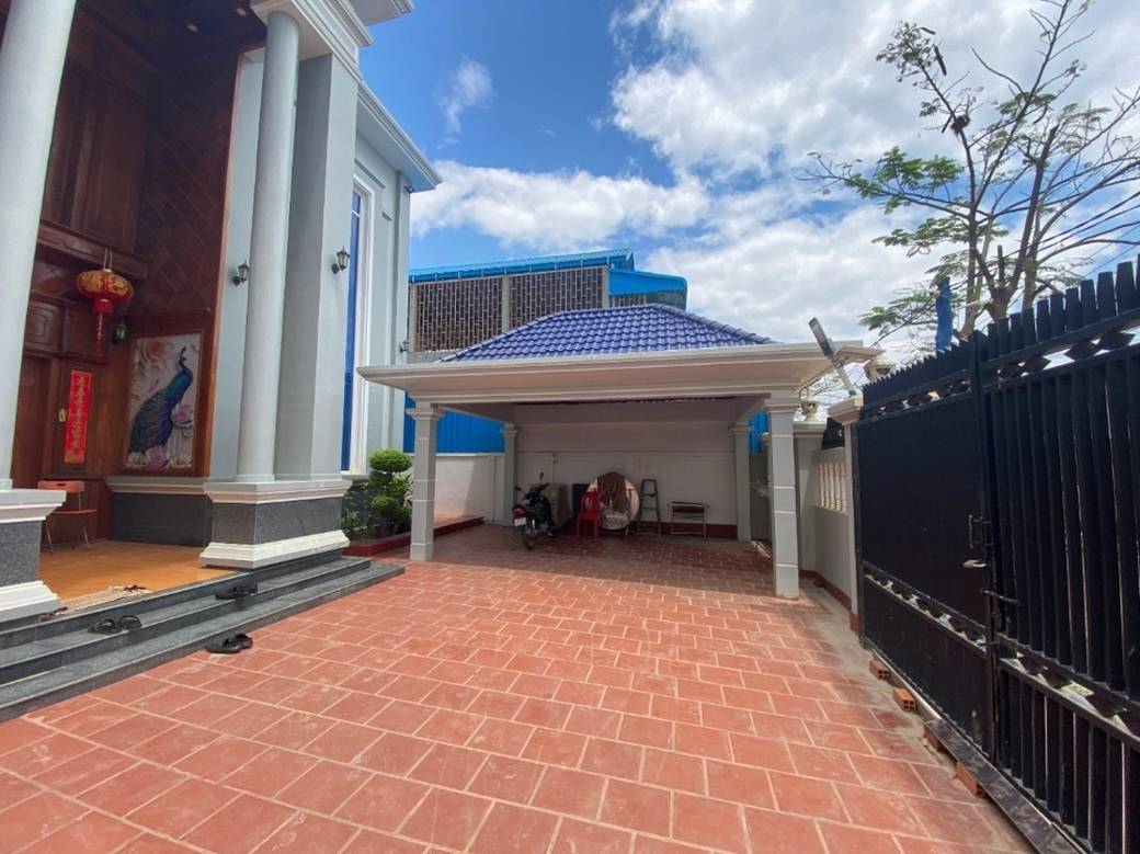 Vila Na prodej in Damnak Ampil, Angk Snuol, Kandal