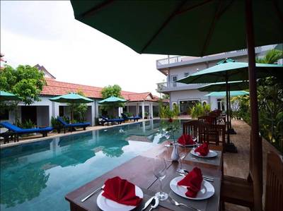 1,608 sqm Land Size Business For Sale