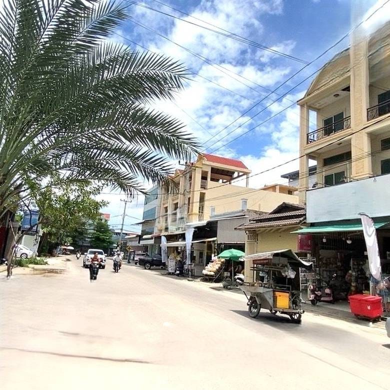 Link House For Sale in Kouk Khleang, Sen Sok, Phnom Penh