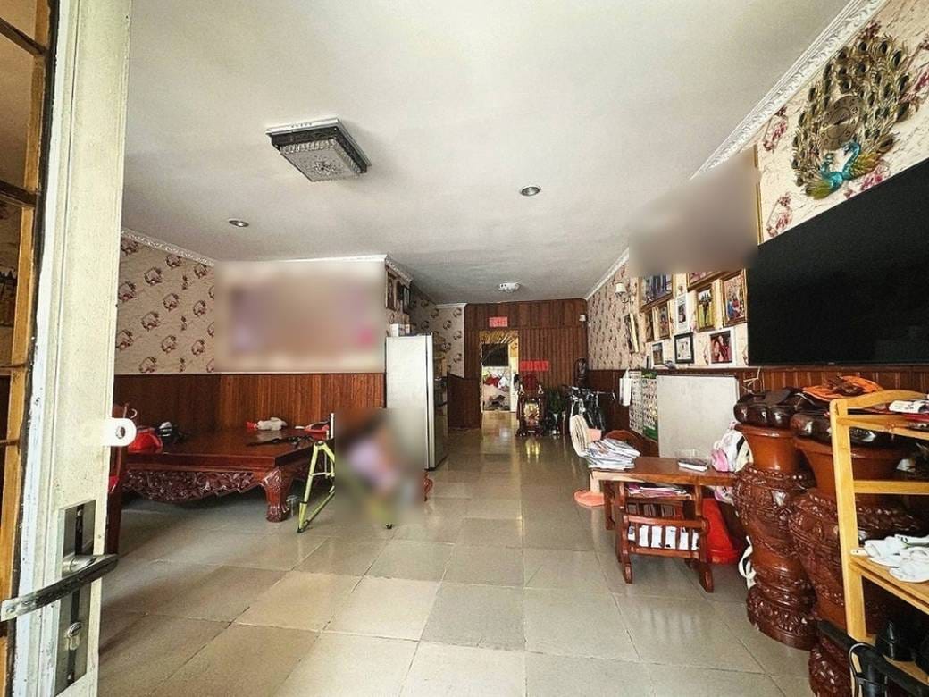 126平方米土地面积的House and lot出售